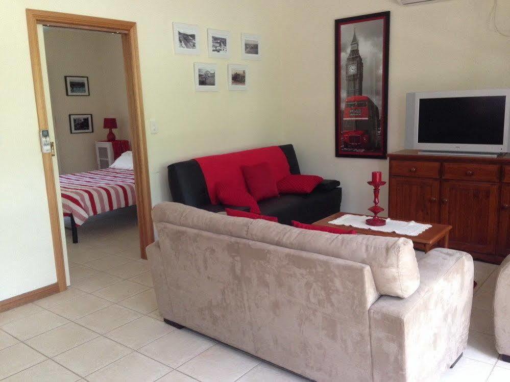 Clarevale Cottage B&B Екстериор снимка